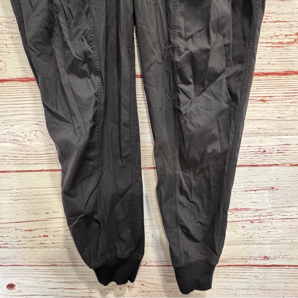 Lululemon Dance Studio Jogger 29" in Black Sz 8 - Picture 6 of 14